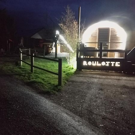 Cht'I Roulotte Hotel La Neuville-du-Bosc Exterior foto